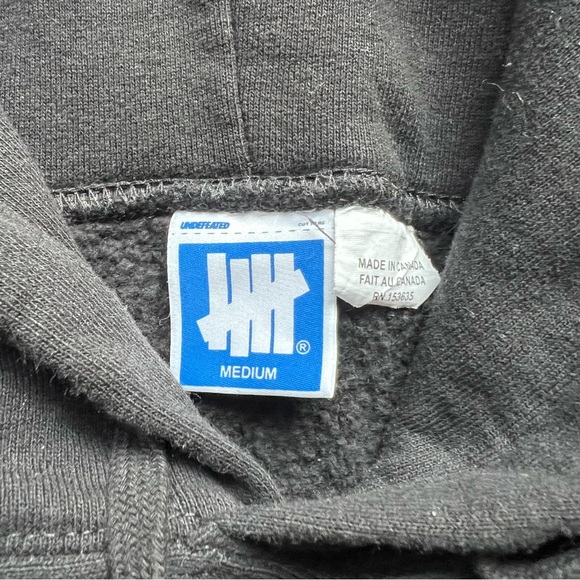 🖤MENS Undefeated black hoodie - M - Picture 2 of 5